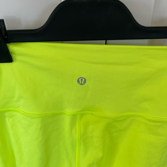 Lululemon Wunder Unders in lime green. Size 4. - Picture 7 of 7